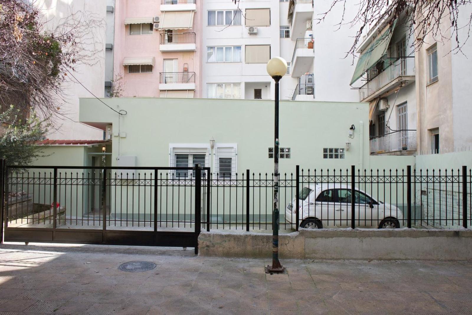 Aroura Homes Garden House 2Br 2Ba Free Parking Atena Exterior foto